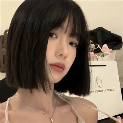 白色的女人